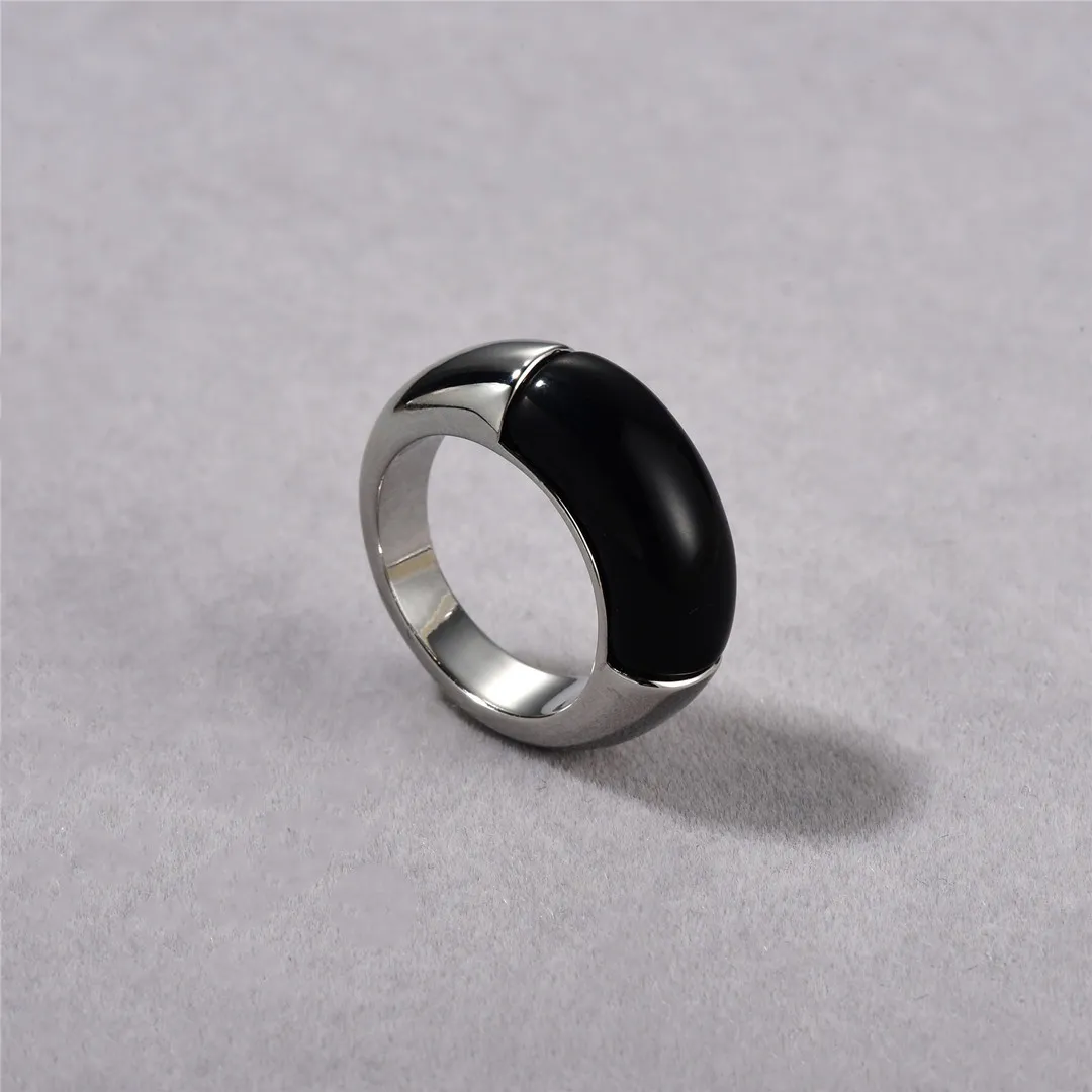 European and American Niche Minimalist Fashion OL Ring Copper Plated Platinum Inlaid Black Agate Ring Instagram Style Personalized Trend Exquisite Ring