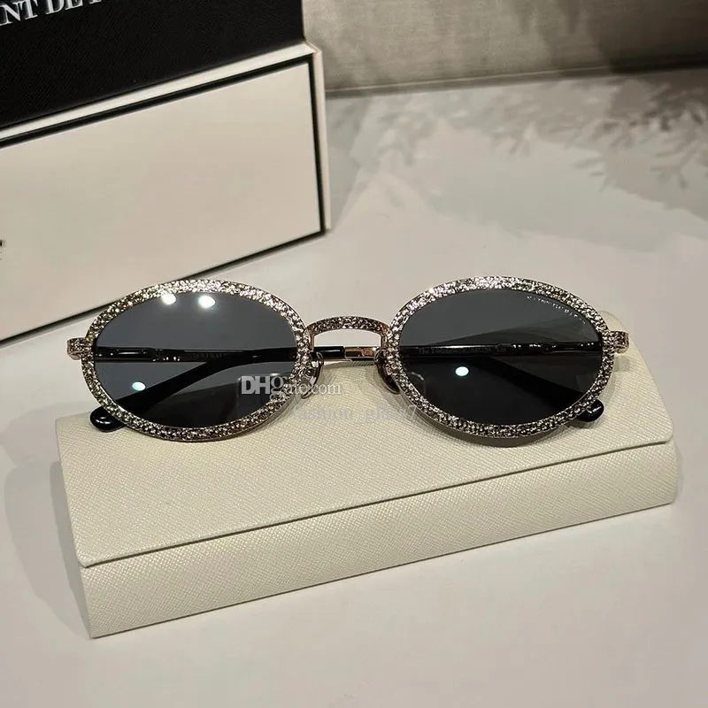 Ladies Fashion Saint De Paris Sunglasses Luxury Light Decorative Mirror Designer Elliptical Metal Frame Sunvisor with Top of the line Box