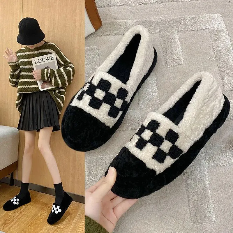 Casual Shoes Woolen Women 2024 Winter Round Head Flat Bottomed Plush Lazy Lattice Warm Comfort Cotton