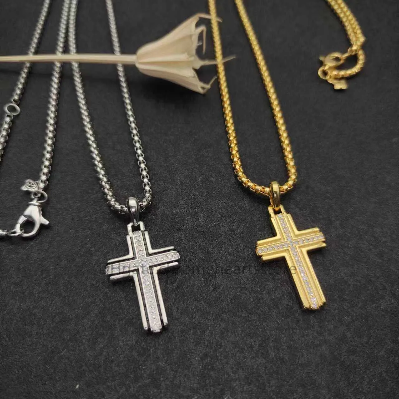 Choker Box Chain Designer Luxus Halsketten Kreuz Mode Gold Halskette Kreuz Halskette Anhänger Horn Valentinstag Geschenk Hohe Qualität Exquisit Premium