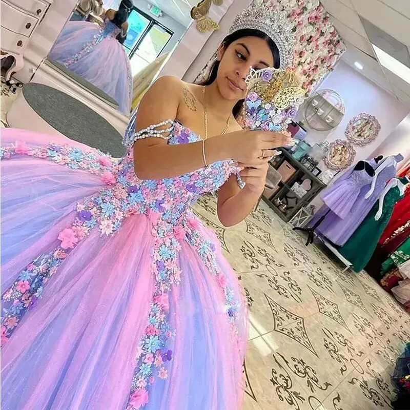 كرات ملونة ثوب Quinceanera فساتين مصنوعة يدويًا ثوبًا يدويًا.