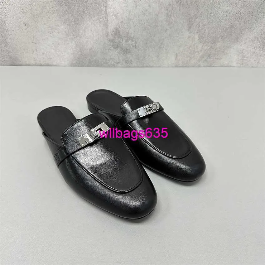 Muilezels sandalen half hoofd loafers lederen slippers 2024 zomer nieuwe baotou halve slippers voor dames uit het dames mode echte lederen slippers ro hebben logo hbun8p