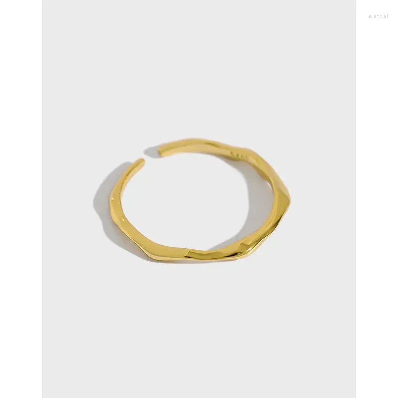 Gli anelli a grappolo possono essere impilati e indossati con un anello semplice, stile minimalista e irregolare, in argento sterling S925 sottile per le donne