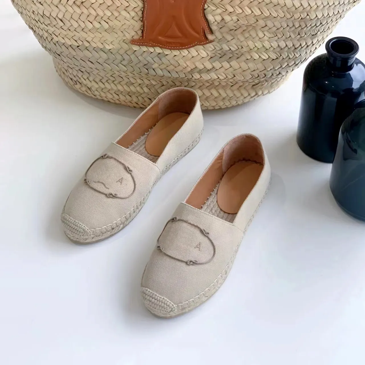 lyxdesigner espadrill fiskare sko män kvinnor utomhus reser walk sko casual skor låg sommarstrand ny stil platt sneaker balett duk dance klänning loafer box