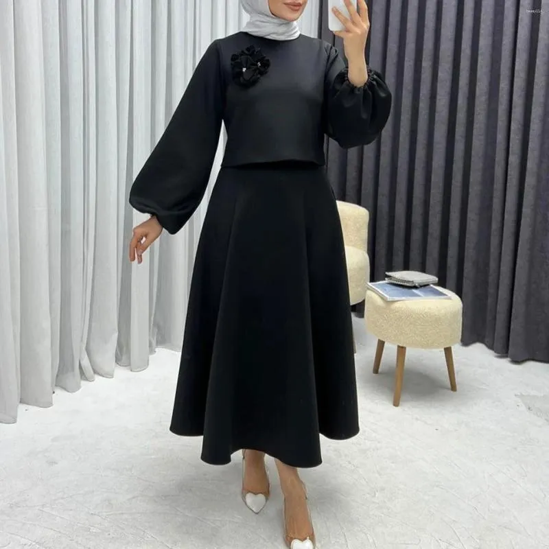 Vêtements ethniques Femmes Musulmanes Mode Lâche Manches Longues Floral Top Robe Deux Pièces Ensemble Élégant Extravagant Solide Outfis