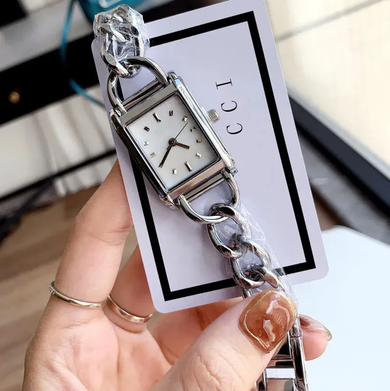 2024 Luksusowa Lady Watch Top Designer Designer Dial Watche Watches Watches Stal nierdzewna Zespół Fashion Wristwatches na damskie prezent świąteczny Mother's Walentynki