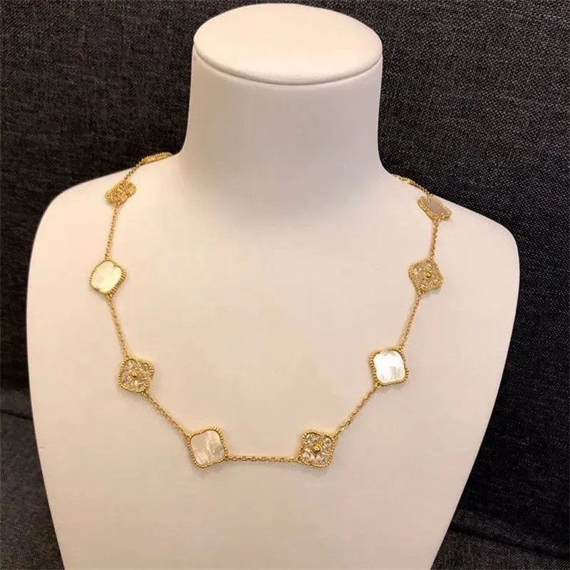 10 Motiv Clover Necklace Diamond Halsband Luxury Jewelry Designer för kvinnor 18K Gold Silver Plated Shell 4 Four Leaf Clover Necklace Fashion Giftne Cklaces för