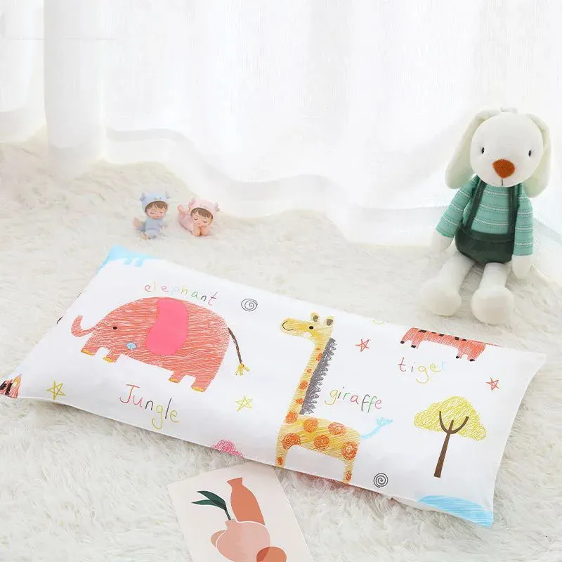 Детская маленькая подушка с принтом мультфильмов «Четыре сезона», универсальные хлопковые подушки для мальчиков и девочек для детского сада, детские подушки для сна 240315