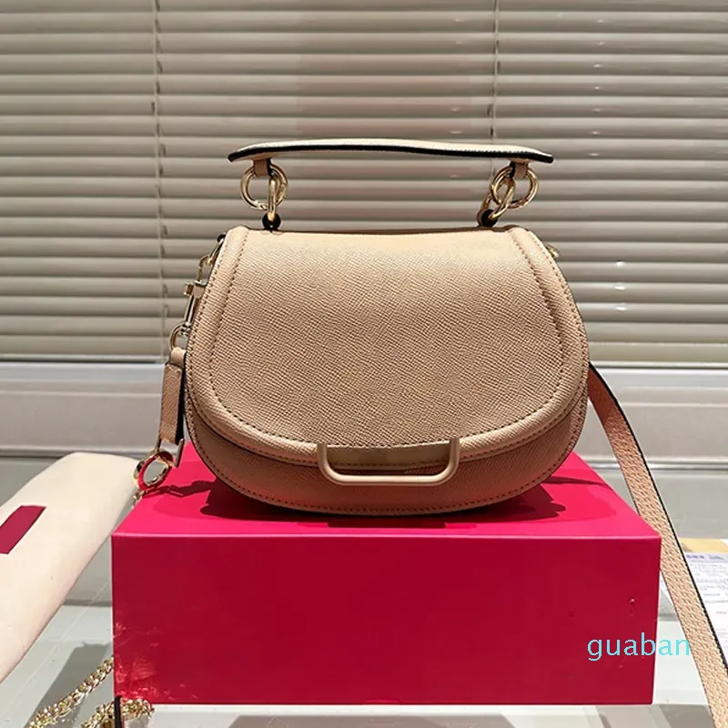 Women Designer Handbag Mini Luxury Shopping Fashion One Shoulder Crossbody Bags Flip Cover Magnetic Buckle Open and Close High Quality Leather Handbags