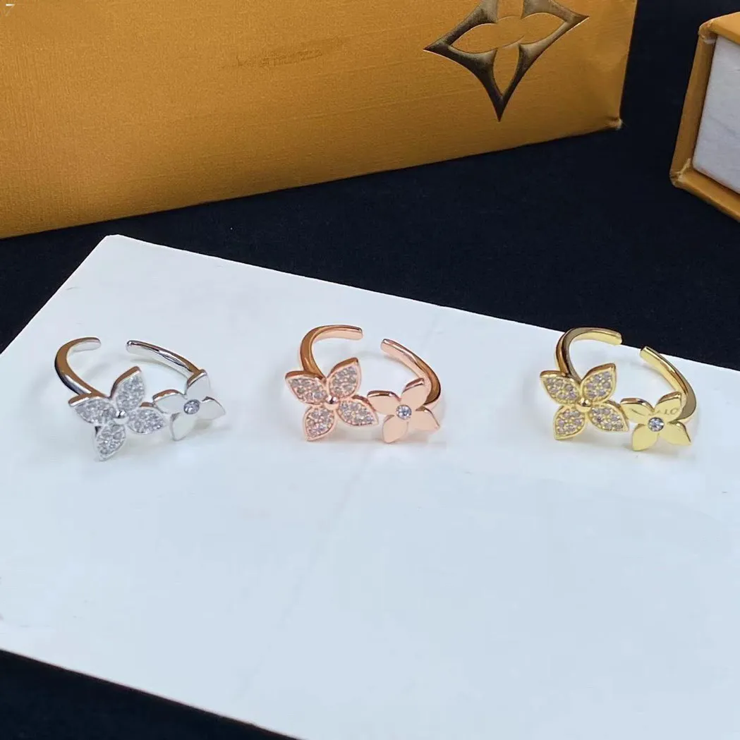 Nouveau design anneaux pour femmes ensembles de fleur de fleur chanceuse brillante idylle fleur pavée 3 en 1 anneau or et diamants bijoux de créateur r0032