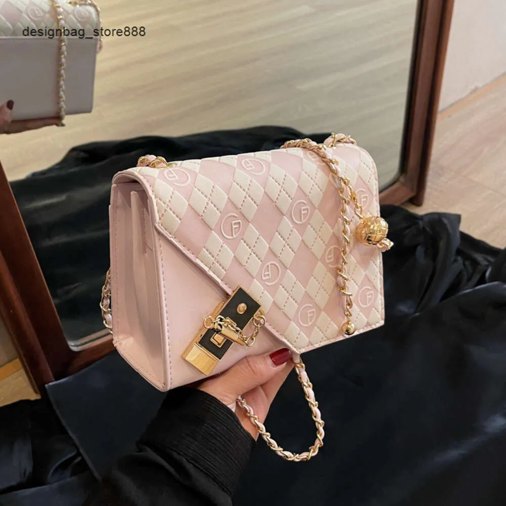 Vende borse da donna firmate oltre confine Nuova borsa a tracolla da donna piccola in rilievo Lingge