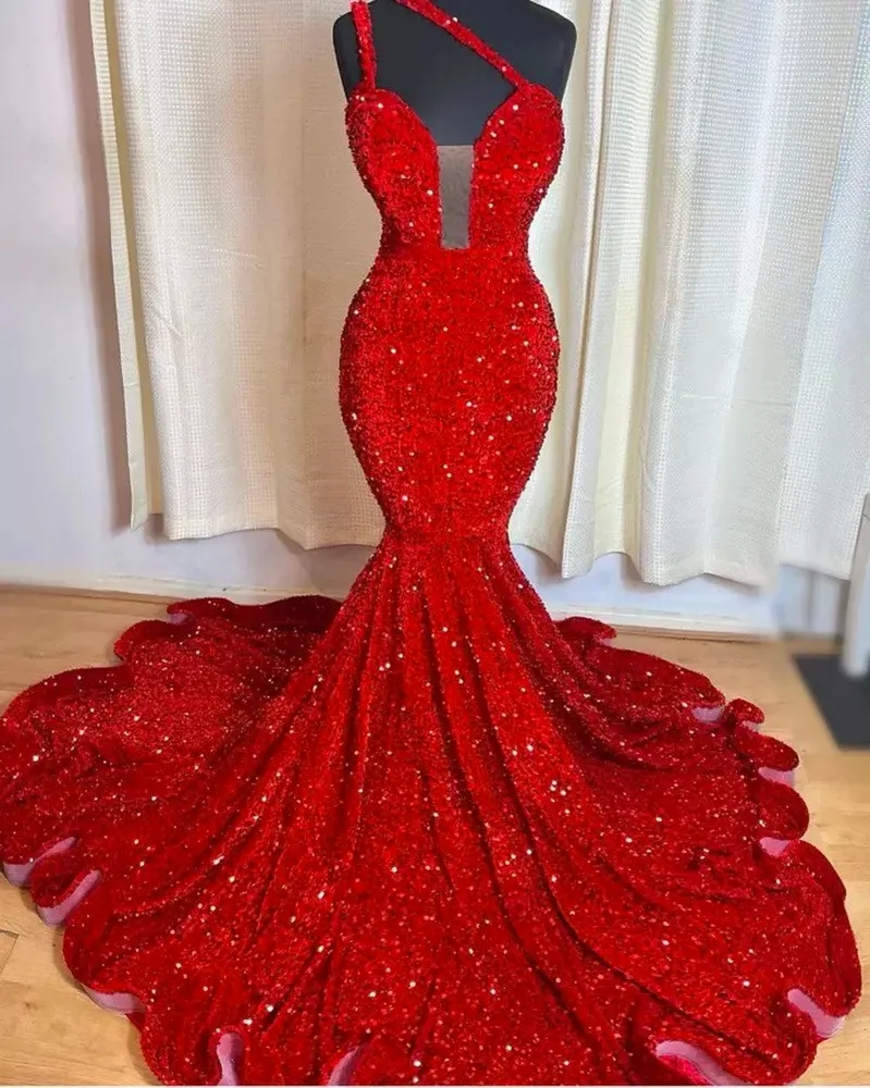 Röd sjöjungfrun prom klänningar en axel sammet paljett prom klänning 2024 plus storlek lång tåg födelsedagsfest klänning för kvinnor