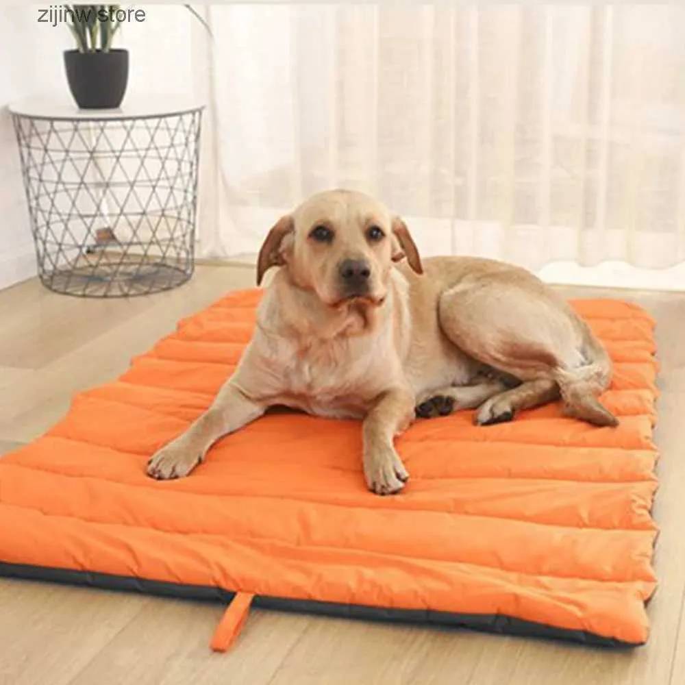 Stylos de chenils Tapis pour animaux de compagnie portable Tapis pour chat et chien Lit de chien imperméable extérieur avec sac de rangement Camping en plein air facile à nettoyer Y240322