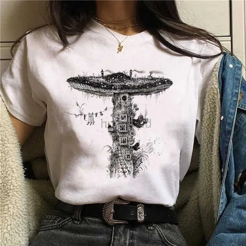 Women's T-Shirt Mushroom printed T-shirt womens fashion anime top T-shirt Japanese summer cartoon T-shirt Kawaii Aesthetic womens T-shirt 240323