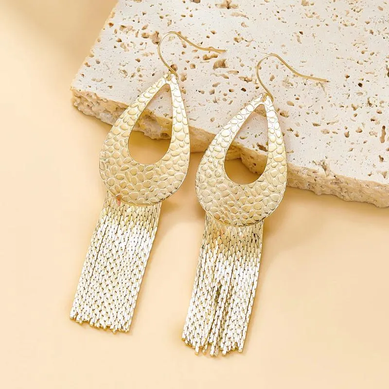 Boucles d'oreilles pendantes en métal pour femmes, Texture peau de serpent, pompon, Design rétro classique, bijoux, accessoires de Banquet, vente en gros