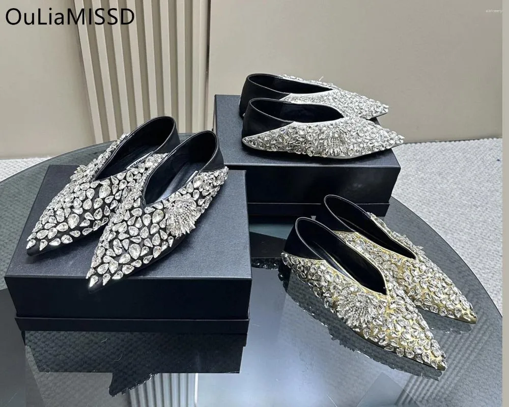 Casual Shoes Fashion Women's 2024 Water Diamond Design pekade platt arbete bekvämt Lefu Senaste