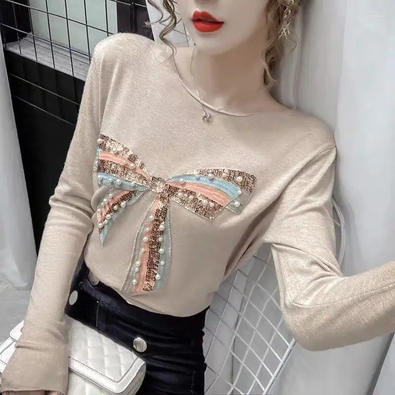 女性のTシャツ青年甘さハンドワークネイルビーズ刺繍ボウスパンコールブレンド衣類韓国長袖Oネック春夏