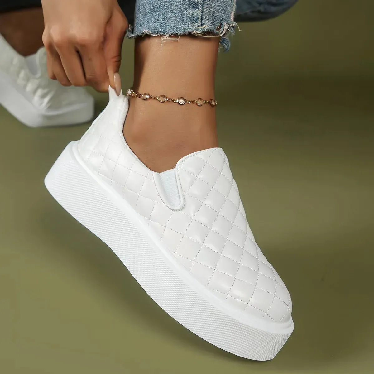 Ayakkabı 2022 moda beyaz ayakkabılar kadınlar klasik masa ayakkabıları kadınlar vahşi çift tuval ayakkabı retro tasarım sıradan ayakkabılar pu paten ayakkabıları