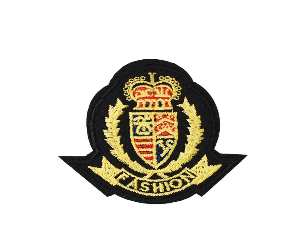 10 PCS Fashion Crown Badge Patches For Clothing Bags Iron On Transfer Applique Patch For Jacket Jeans Sy On Embrodery Badge DIY1292087