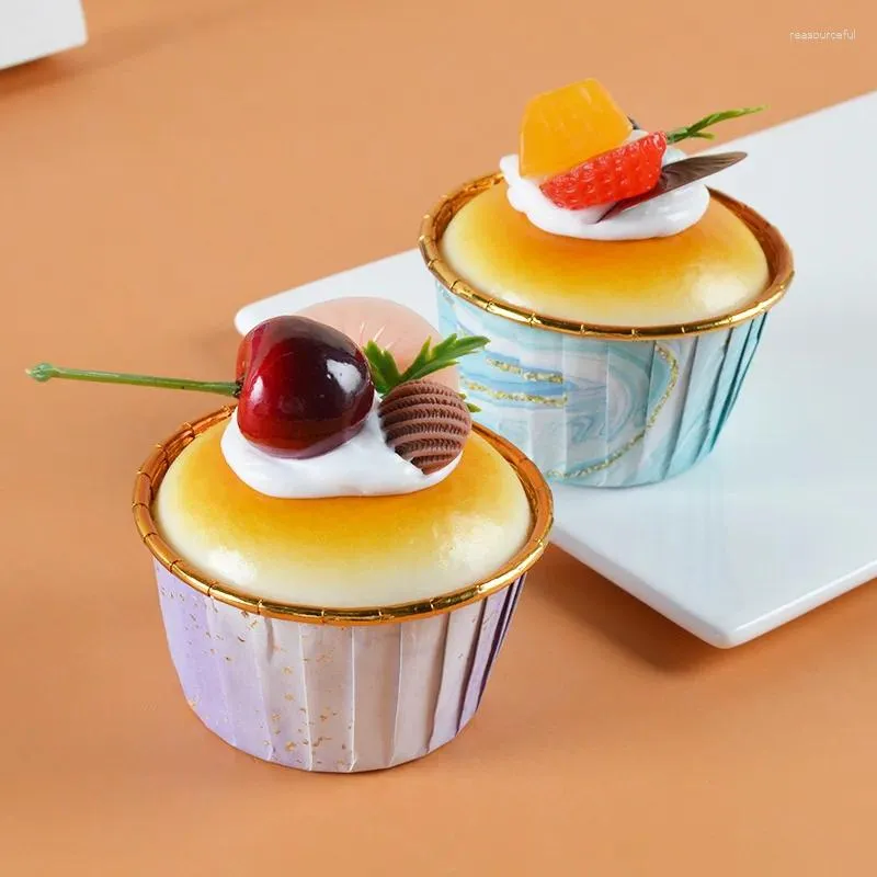 Feestelijke benodigdheden Pu Simulatie Cupcake Model Fruit Mousse Cake Bakkerij Decoratie Ornamenten Decoreren