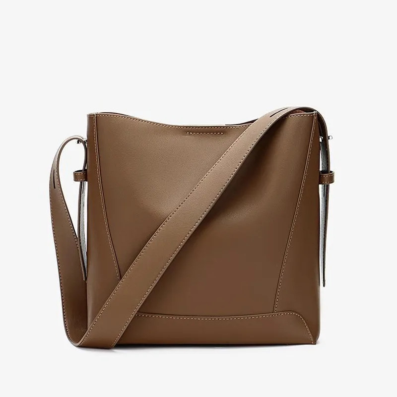 Designer Bag Tote Bag designer väskor plånbok strandpåse äkta läder hink väska stor kapacitet pendlare crossbody väska kvinnors axelväska