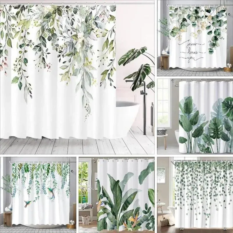 シャワーカーテントロピカルグリーンの葉の白い背景の上の植物は、バスルームのシャワーや浴槽の装飾用の無臭さです