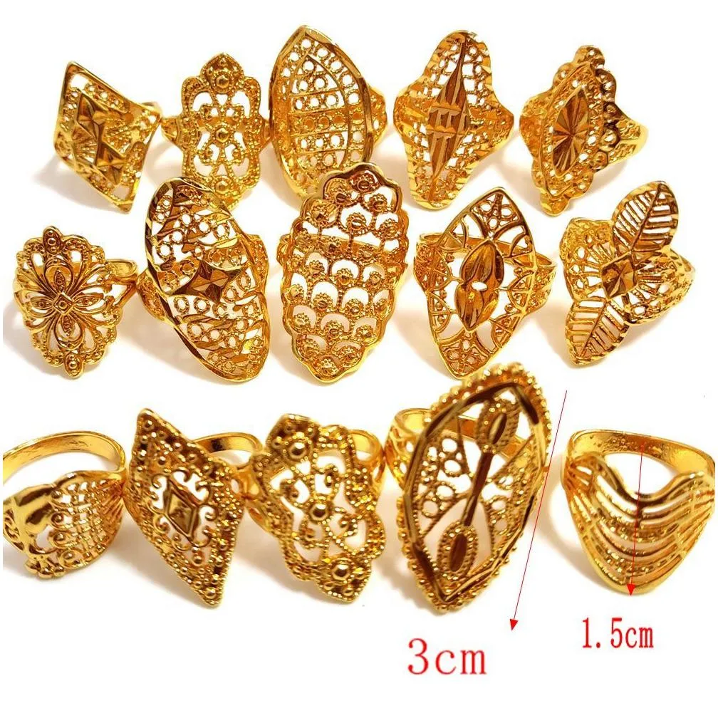 Cluster Rings 30Pcs/Lot Aesthetic Carved Gold Luxury Womens Ring Exquisite Craftsmanship Cut Girls Jewelry Party Vintage Drop Dhgarden Dh7Wv