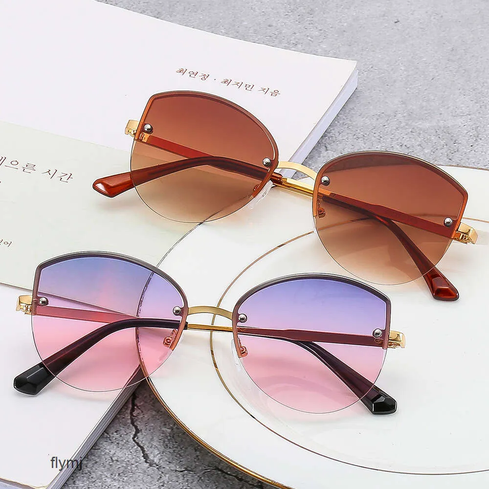 2 pcs Fashion luxury designer 23 Sunglasses womens half frame high-end natural beauty artifact butterfly frame gradient cut edge sunglasses versatile