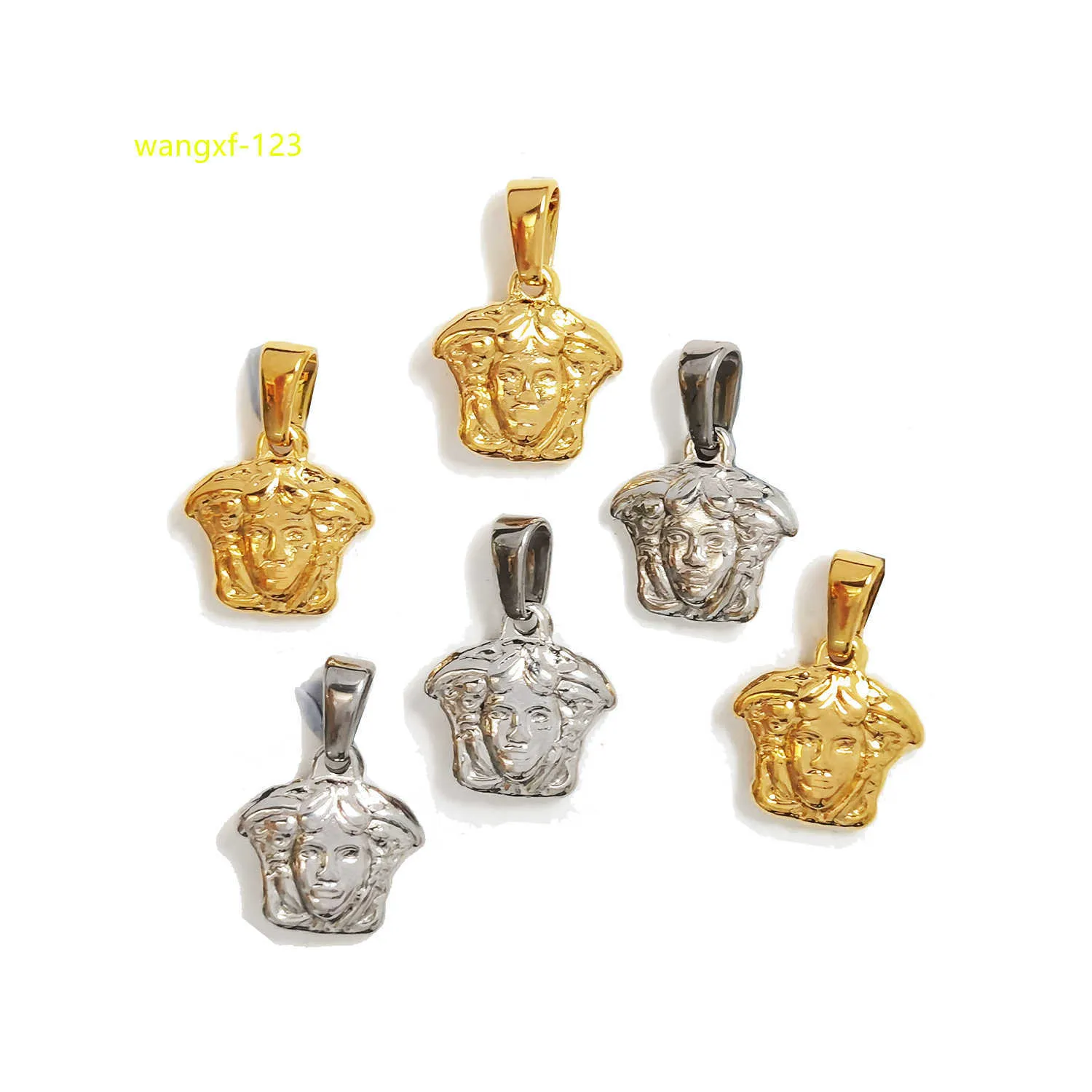 2023 HOT Jewelry Gold Silver Medusa Head Pendant Charms Plated 18K Gold Stainless steel For Men Women Factory Wholesale