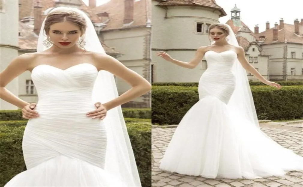 最新のRuched Tulle Mermaid Wedding Dress Lace Up WhiteIvory Marry Dresses Bridal Gowns Vestido De Festa Curto9315676