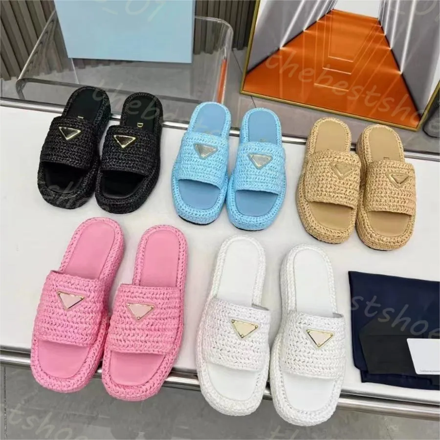 Triângulo Palha Weave Chinelo Sandália Plataforma Ráfias Chinelos Designer Mulher Mens Verão Salto Liso Flip Flops Ao Ar Livre Piscina Sliders Praia Sapato