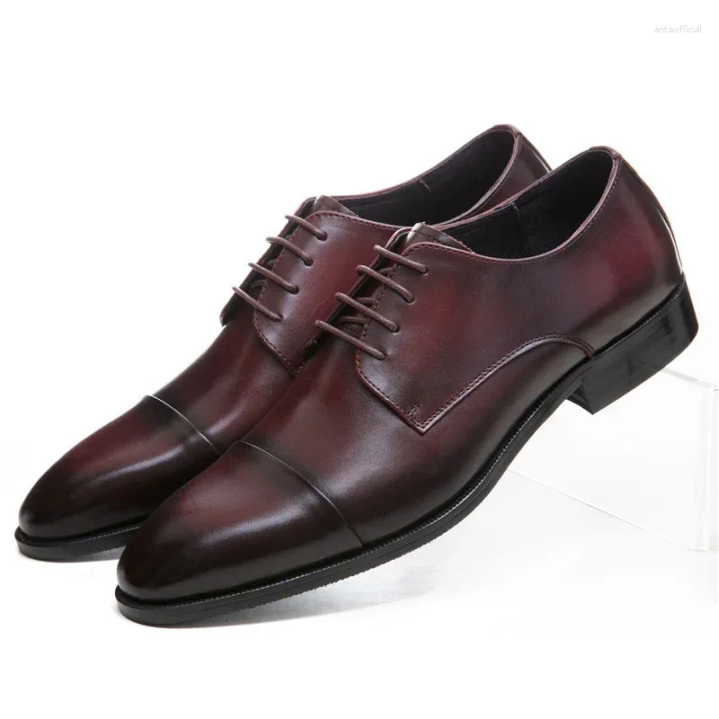 Zapatos de vestir Moda Punta estrecha Marrón Bronceado / Negro Negocios Hombres Cuero genuino Boda formal