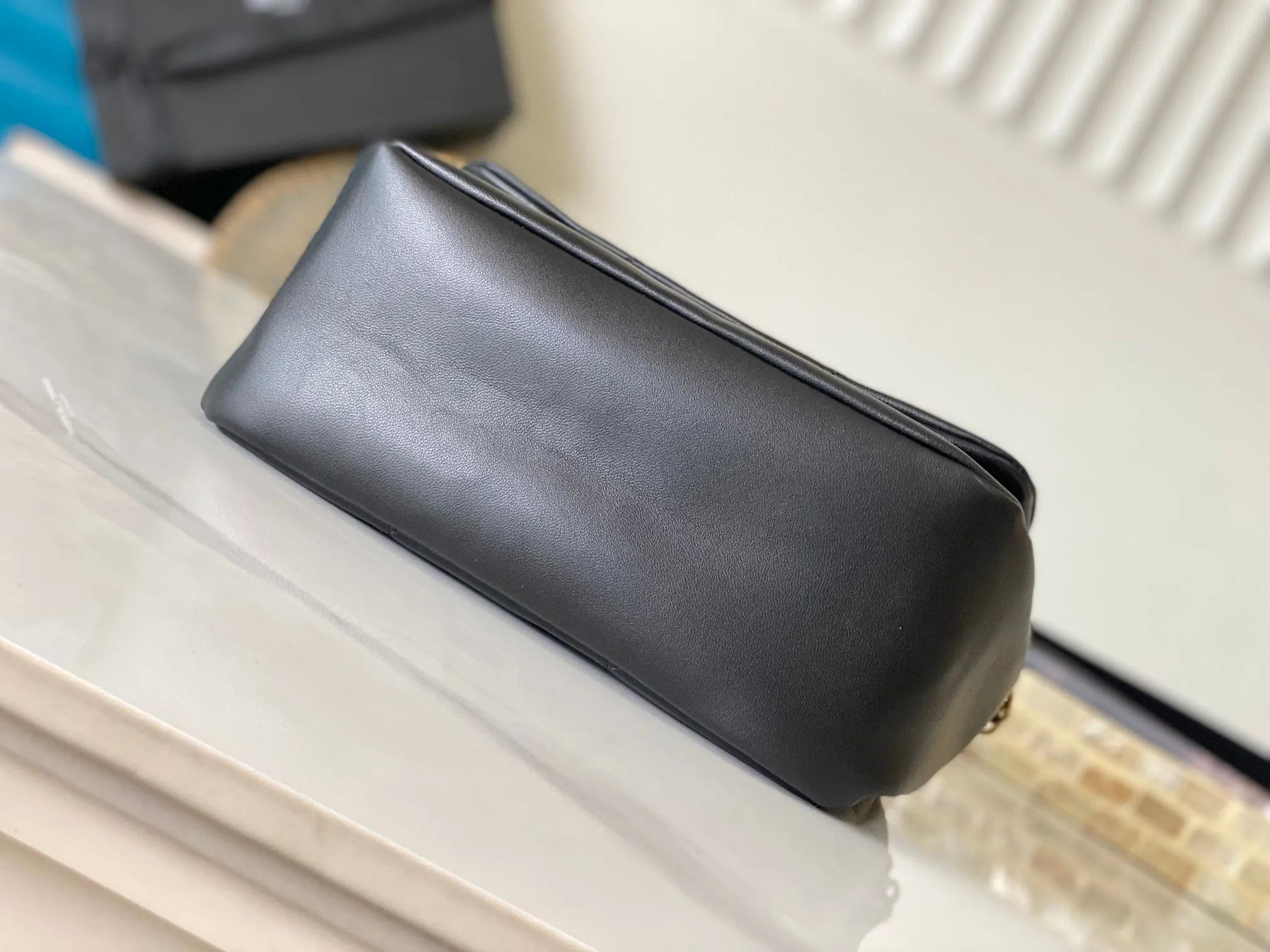 10a högsta kvalitet original lyxig designare påsar axelpåsar på lammskinn läder carre rive gauche handväska tygväskor handväskor pursar plånböcker crossbody väska gratis fartyg