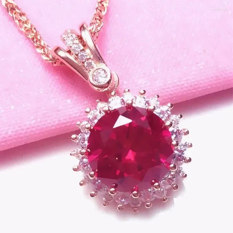 Pendants Ruby Flower Necklace Plated 14K Rose Gold Shiny Luxury Fashion Pendant Ladies Wedding Jewelry For Girlfriend