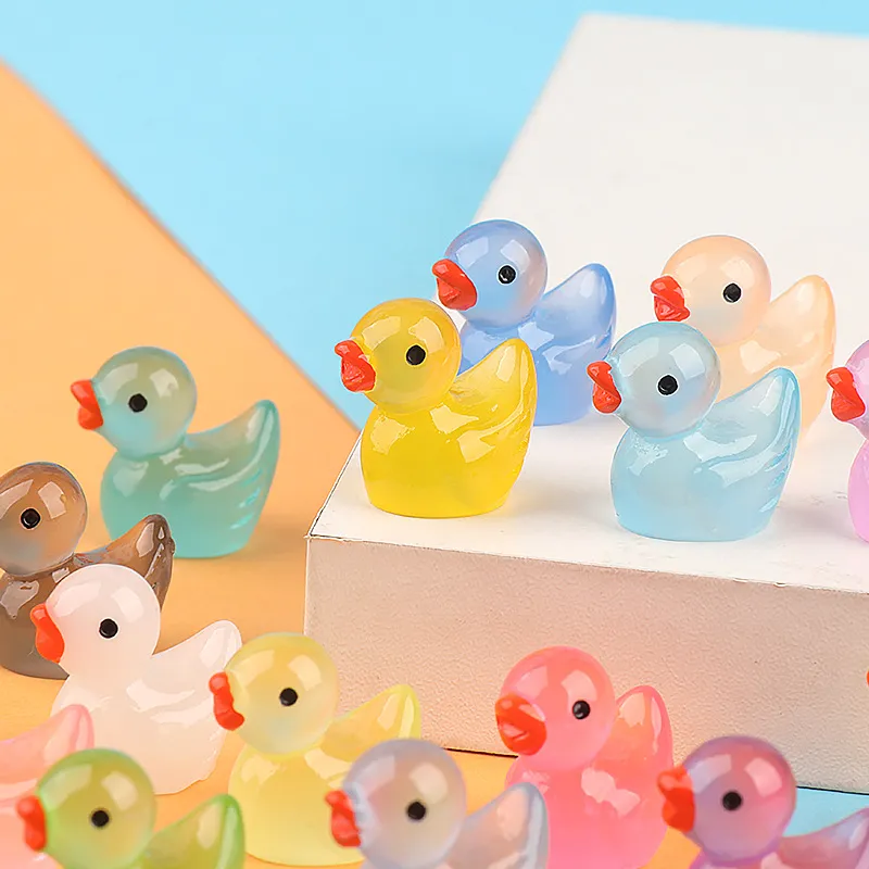 Cute Nightglow Duckling Creative Small Ornaments Jewelry Miniaturas Resin Statue Collection Toy Fairy Garden Mini Decoration & Charms 