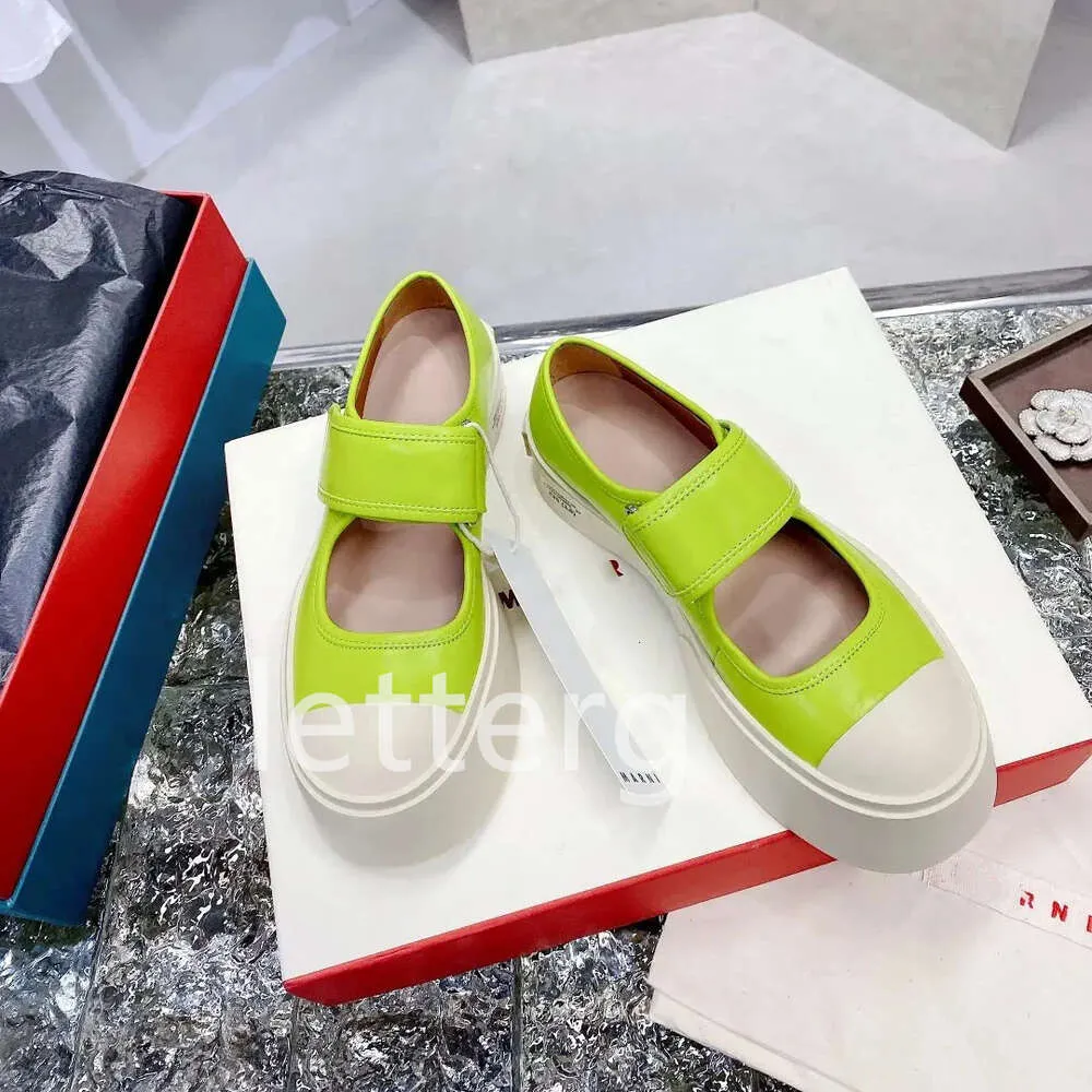 Designer Shoes Ma Woman Low Top Green White Pommel Cowhide Rubber Sole Top Luxury Shoe Leather Lace Up Shoes With Dust Bag