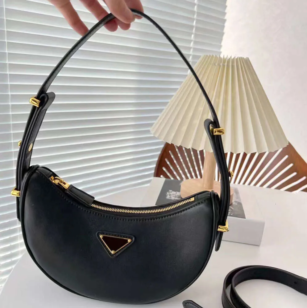 Sac à main en cuir véritable pour femmes sous les aisselles noir pour hommes de luxe Designer d'embrayage Cross Body Totes Hobo triangle demi-lune Vintage en gros sacs à main épaule