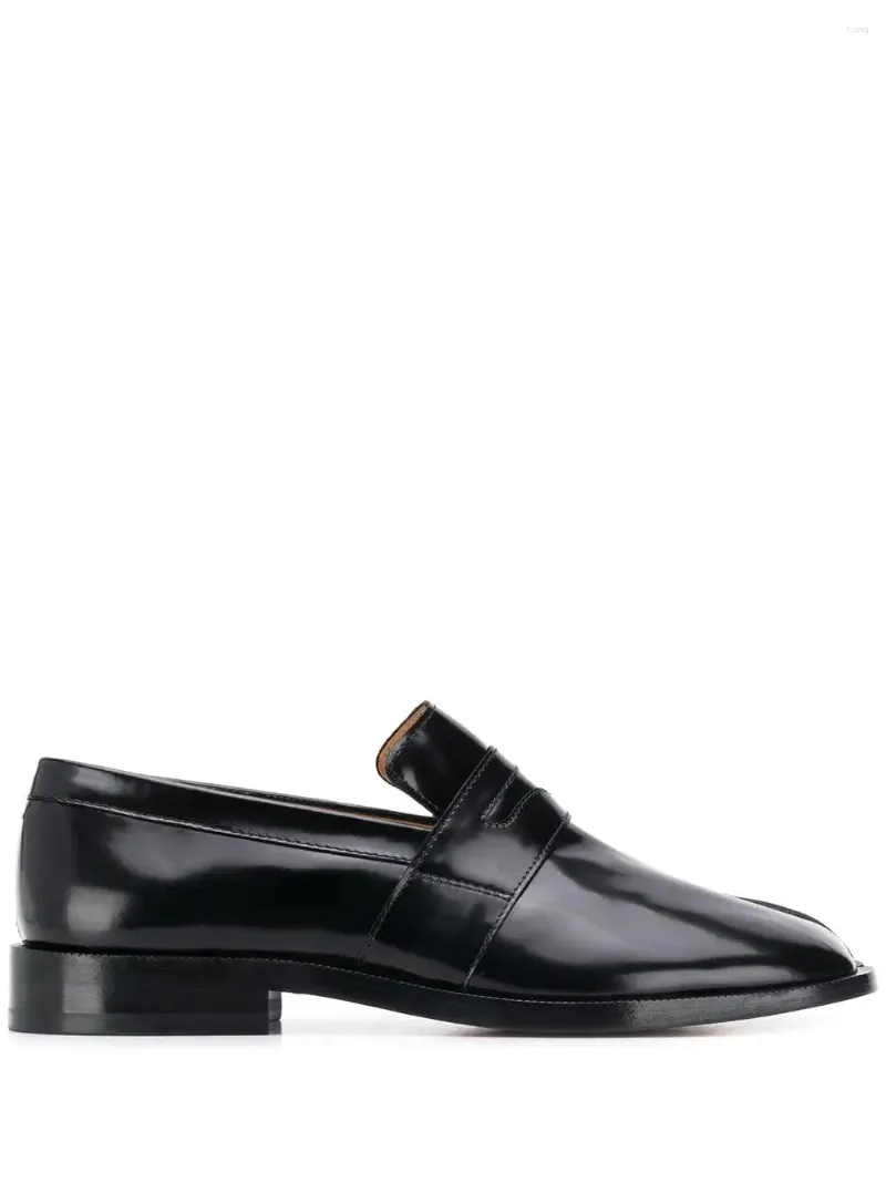 Sapatos casuais Paris Tabi Penny Loafers preto estilo slip-on