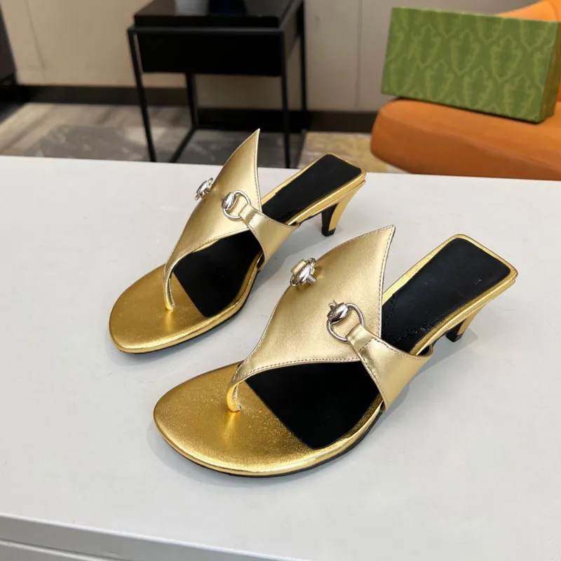 Sandalias de moda de verano para mujer, zapatos de tacón bajo cómodos y de ocio de diseñador, zapatillas de playa con diseño de espiga dulce para vacaciones