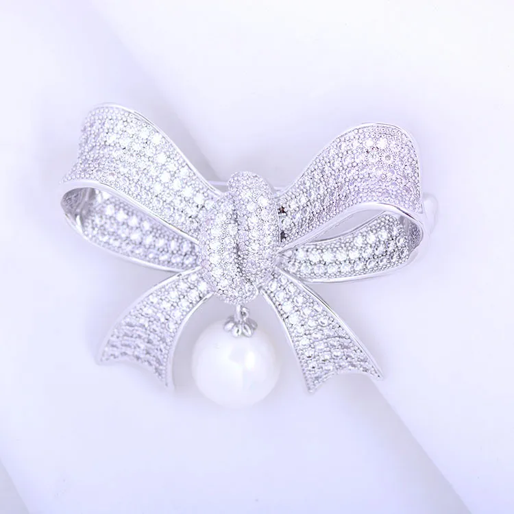 Baroque Natural Fresh Water Pearl Brooch Copper with Cubic Zircon Bowknot Fashion Women Jewelry