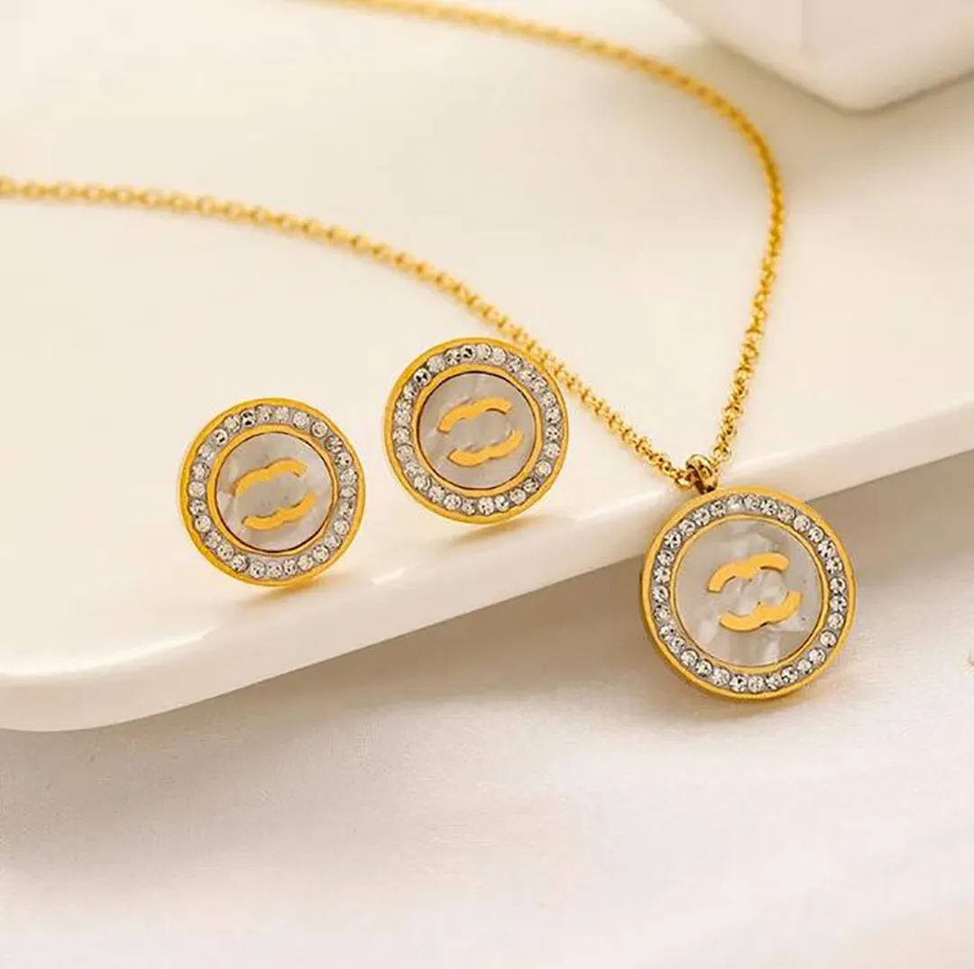 Birthday Gift Necklace Earrings Set Winter Christmas Jewelry Set 18K Gold Plated Luxury Crystal Pendant Necklaces 925 Silver Plated Simple Style Stud Earrings
