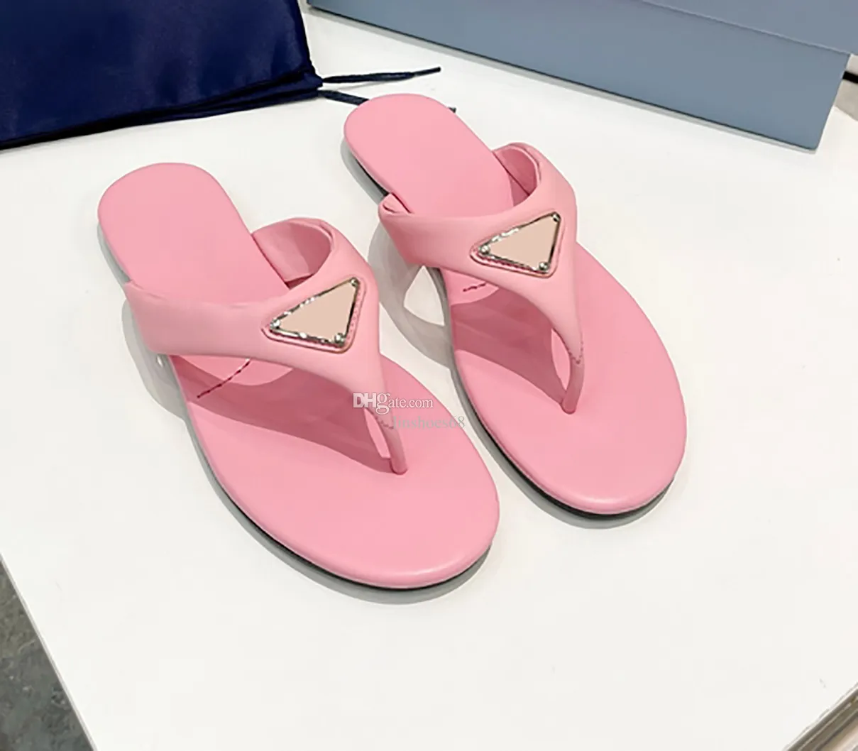 Pantofole da donna di design in pelle con punta a clip, scatola per lacci da donna con pantofola da spiaggia a spina di pesce con fondo piatto e alla moda e confortevole