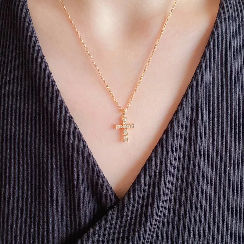 Cross Pendant Neckor Designer Women Plated Gold Silver Diamond Necklace Chain Luxe Jewelry Woman Gift With Box