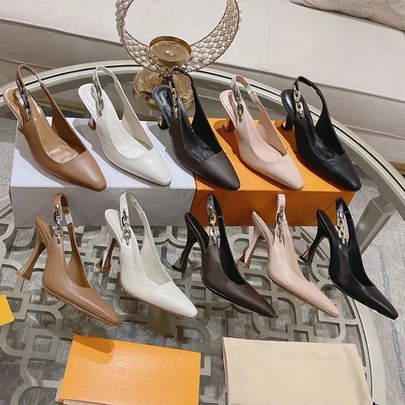 Spetsiga tå sandaler kvinnor designer klänningskor glidkedja elastisk strap office shoetop kvalitet kalv läder spegel blossade häl pump gnistrande slingback sandal