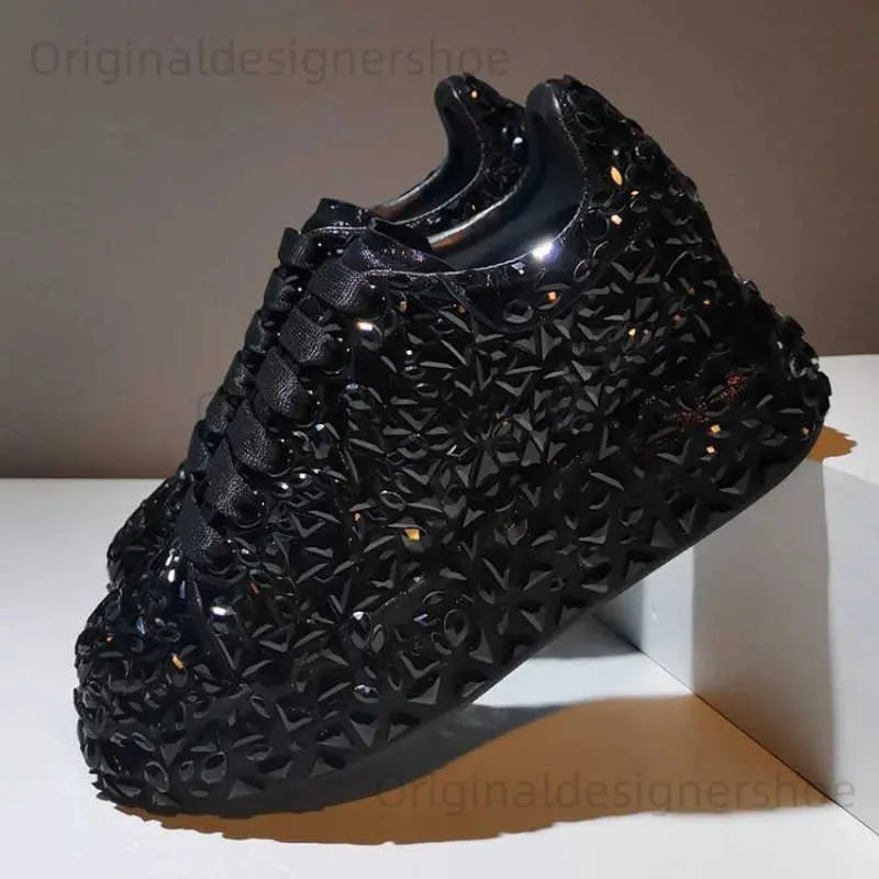 Casual schoenen maogu nieuw mode platform schoenplatforms sneakers bling rhinestone luxe sneaker 2023 herfst leer lederen dames sportschoenen t240323