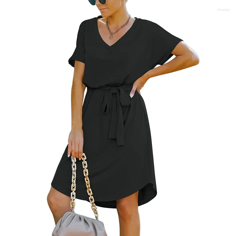 Robe taille haute femme sale
