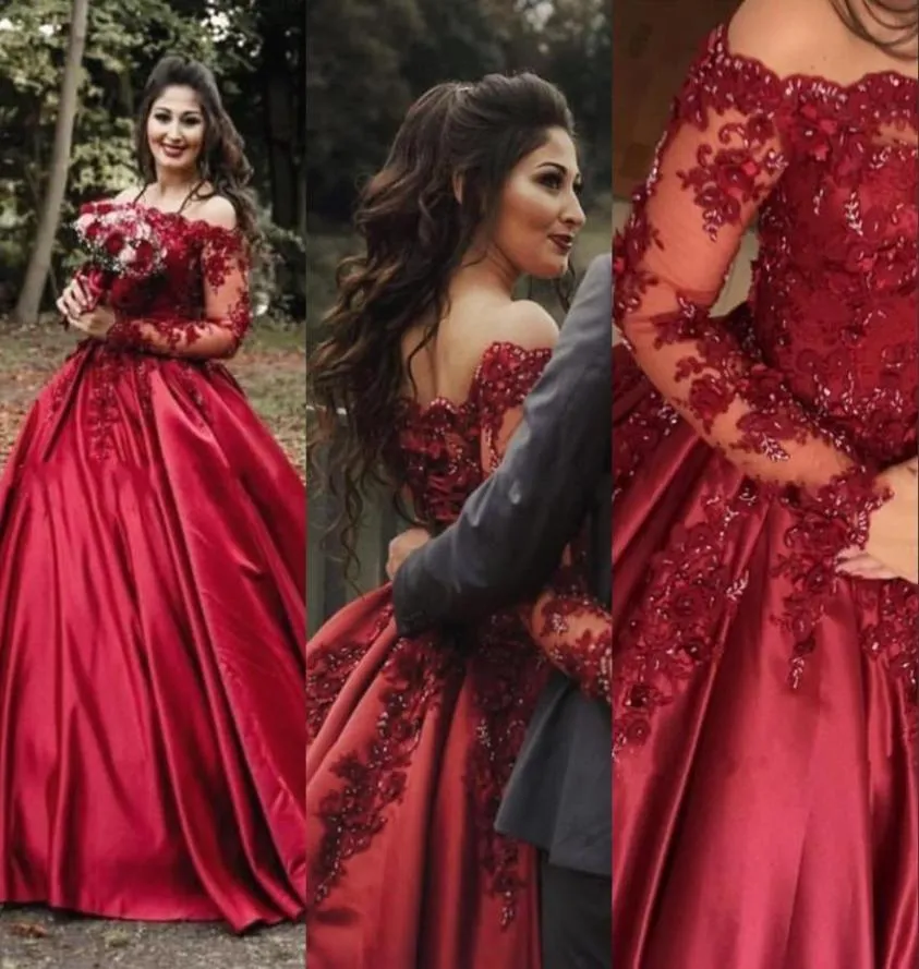 Borgonha vestido de baile vermelho escuro vestidos de casamento fora do ombro mangas compridas cetim renda apliques flores frisado plus size formal nupcial 2697110