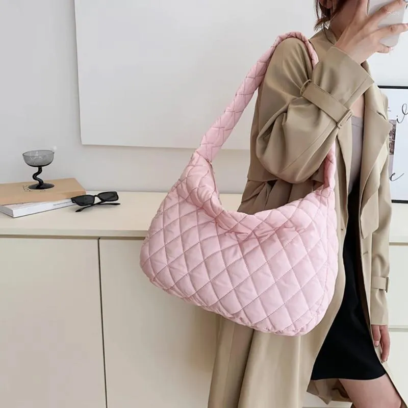 Borse a tracolla Borsa da donna alla moda Borsa a mano di grande capacità Borse modello a rombo Shopper Ascella portatile solida per i viaggi