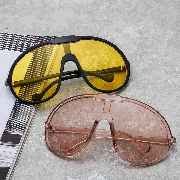 Occhiali da sole integrati Estate Super Large HD Lens Shadow Nuovi occhiali da sole rotondi retrò Y2K Occhiali di protezione UV per esterni 240323