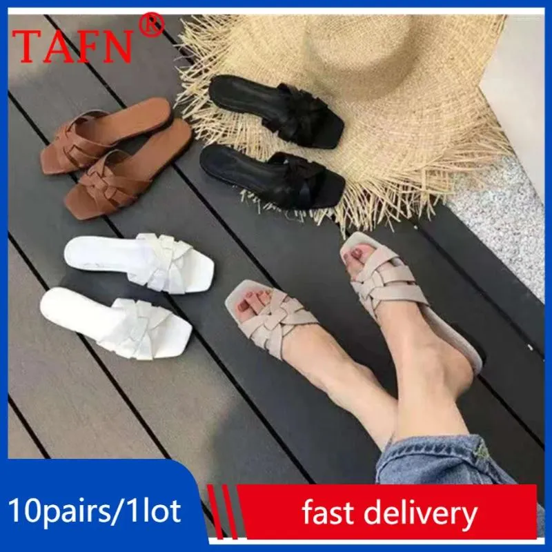 Pantoufles 10 paires femmes été diapositives bout ouvert plat chaussures décontractées loisirs sandale femme plage tongs grande taille en gros T001